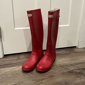 Woman’s Hunter boots